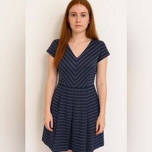 Shelby and Palmer Blue Dress Size 6